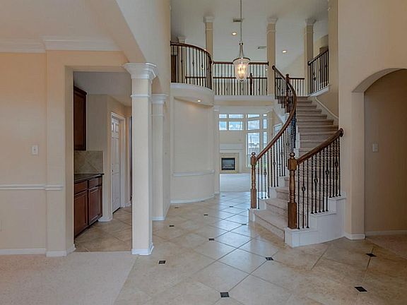 2nd image of 16726 Dellwood Springs Dr