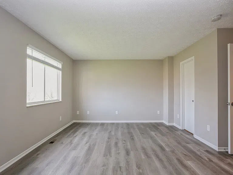 3150 Plainfield Ct — Photo 13