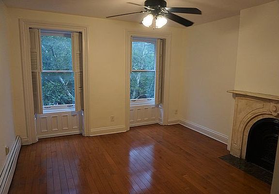 3rd image of 424 Vanderbilt Ave Floor 2