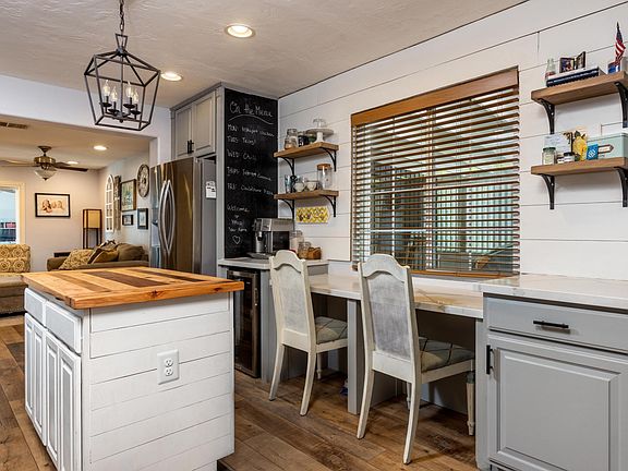 island and baking center