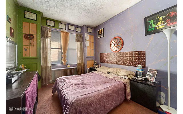 Sold by Douglas Elliman | media 13