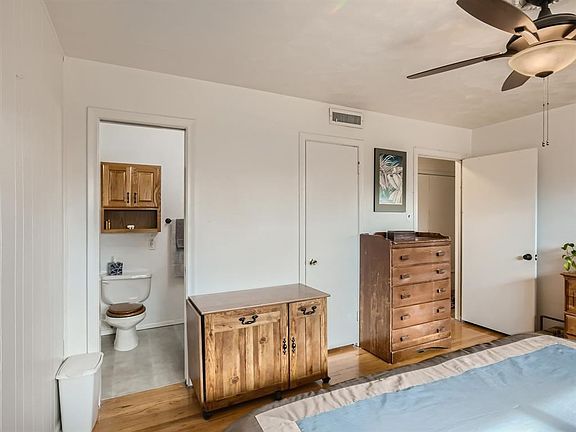 5th image of 1816 Pilgrim Dr