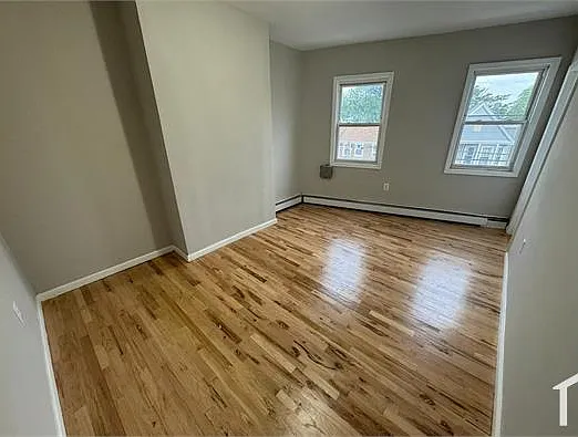11 Rose Ave #1 — Photo 3