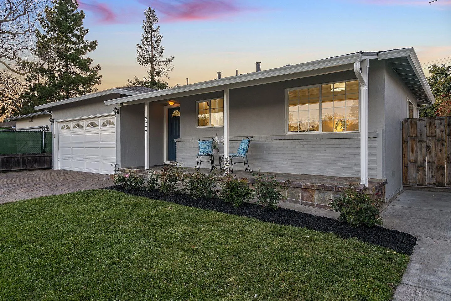 2777 Forbes Ave photo 1