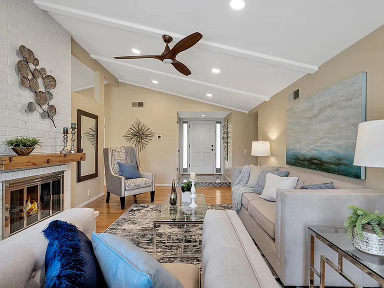 9131 Warfield Dr — Photo 22