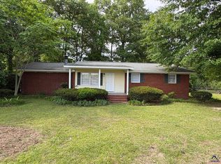 1301 Tucker Rd, Perry, GA 31069