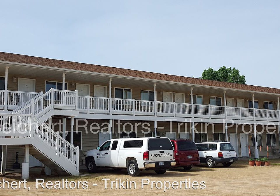 1st image of 4526 200th St E APT 33