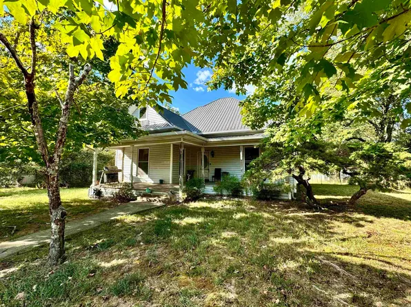 430 Gilmer Ave, Glenwood, AR 71943