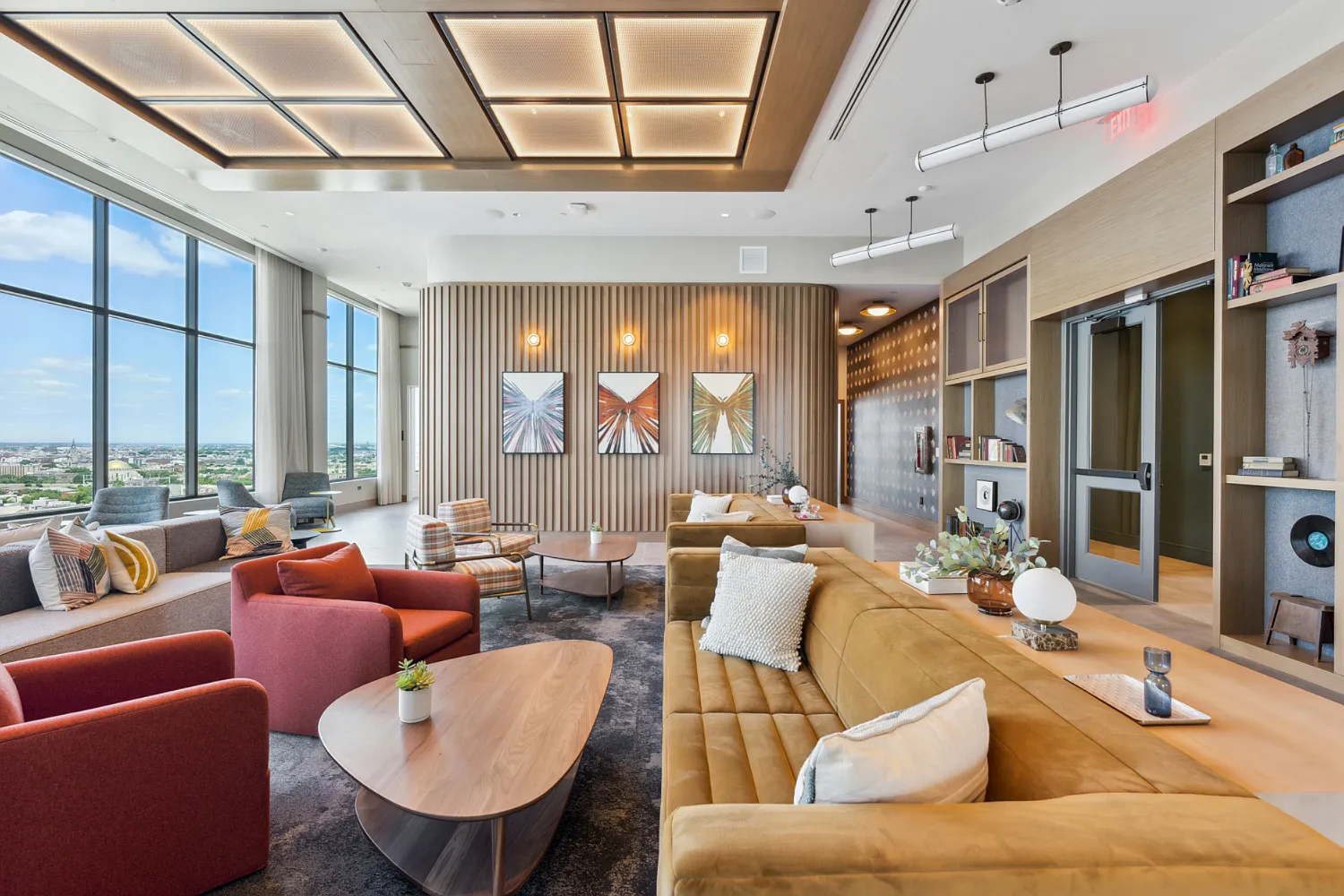 Broad + Noble — Photo 3