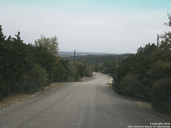 5th image of 15619 Vista Grande