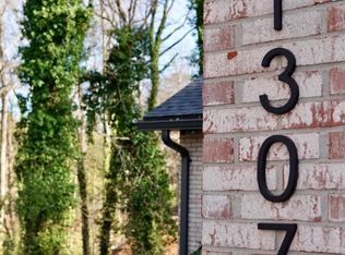 1307 NE Main St, Simpsonville, SC 29681