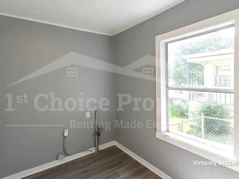 340 McPherson Ave — Photo 9