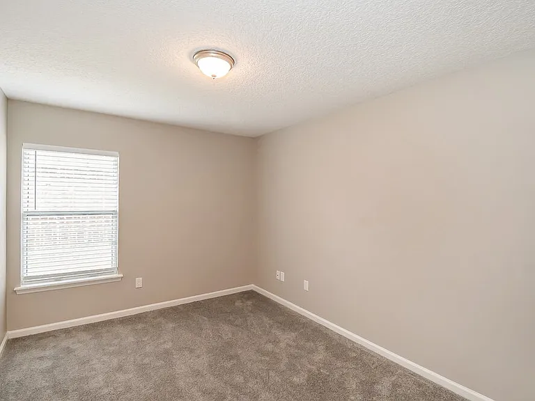 6065 Winding Bridge Dr — Photo 14