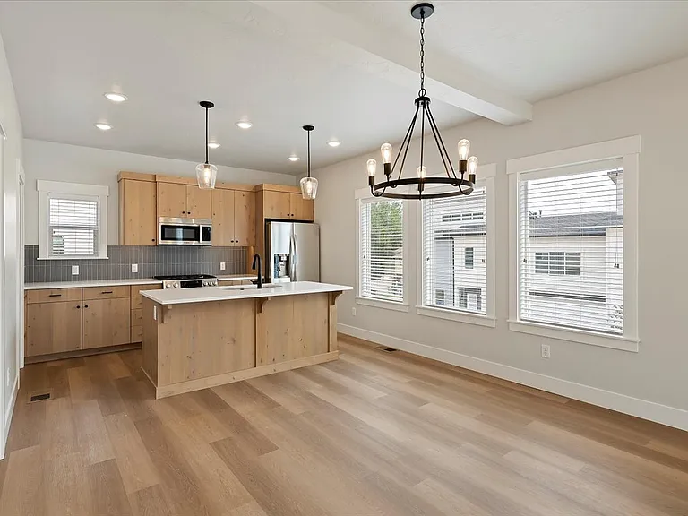 Bradbury Luxury Townhomes — Photo 71