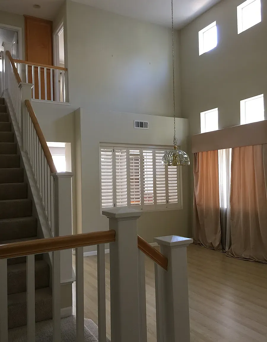 3 bed, 2.5 bath, 1704 sqft, $4,300 — Photo 1