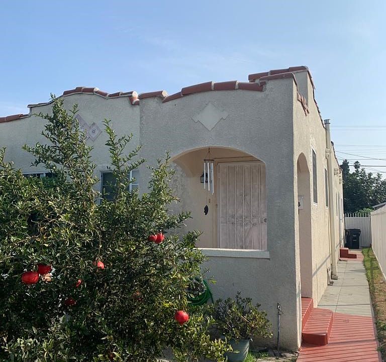1st image of 1516 W 53rd St