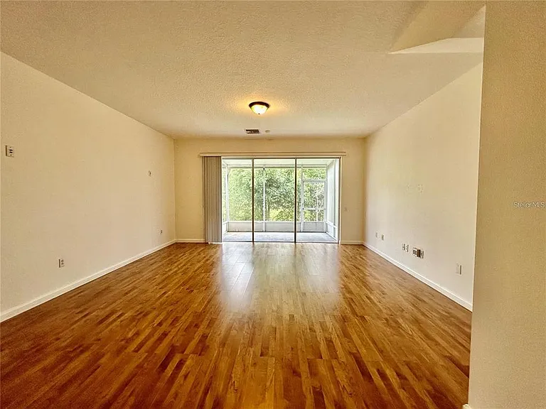 26543 Castleview Way — Photo 12
