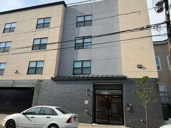 51 Carroll St, Paterson, NJ