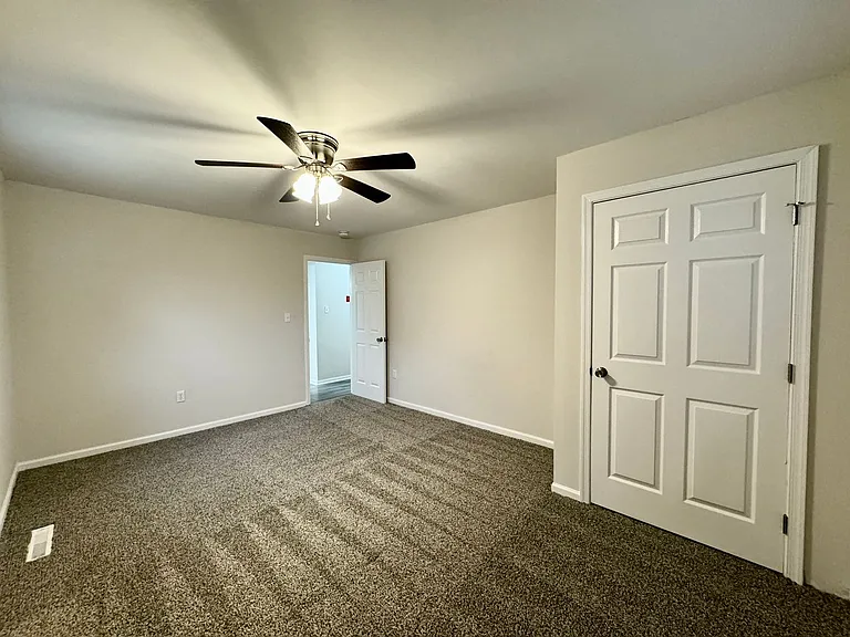 517 Aragona Blvd — Photo 20