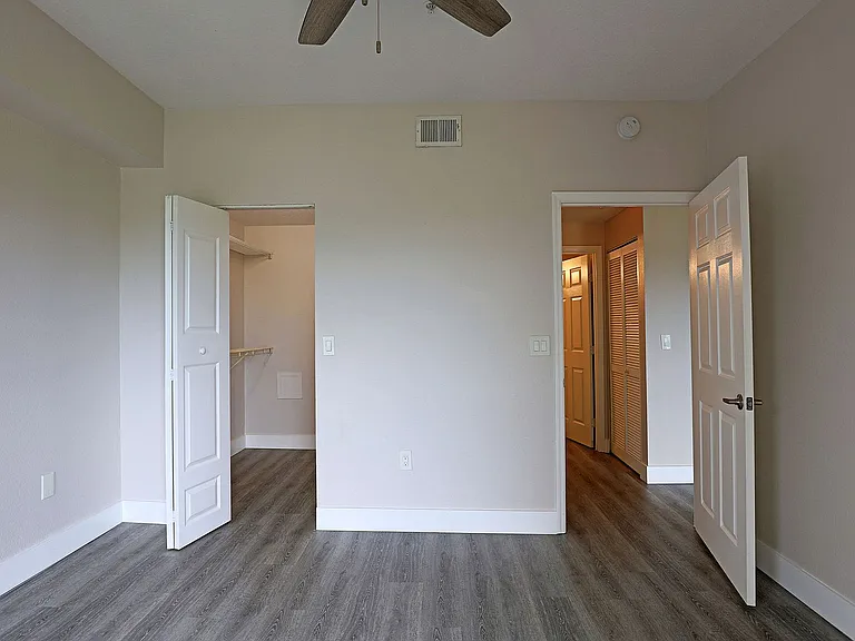 11480 Villa Grand #123 — Photo 14