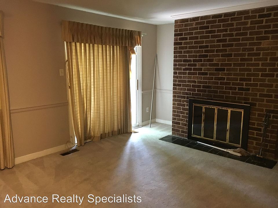 1st image of 2902 Haddington Ct