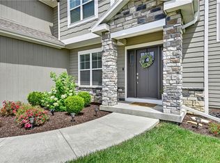 24704 W 76th St, Shawnee, KS 66227