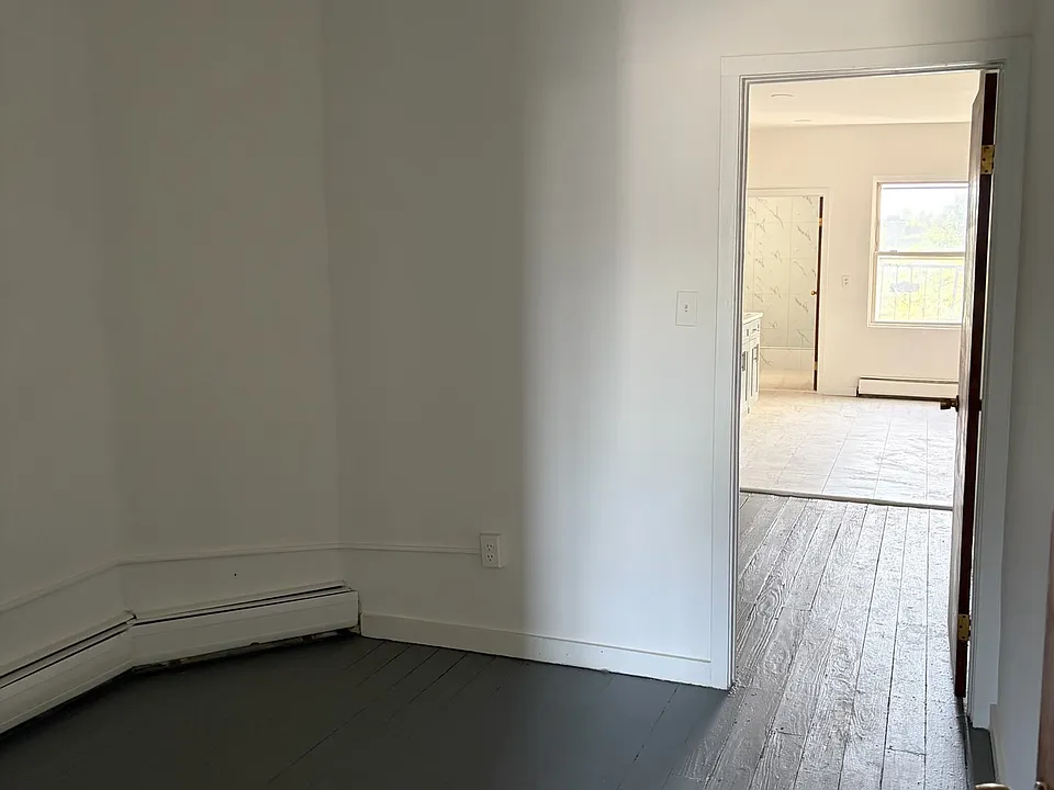 31 Orchard St #L3