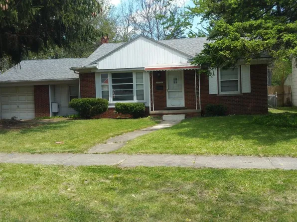 22730 Lilac St, Farmington, MI 48336