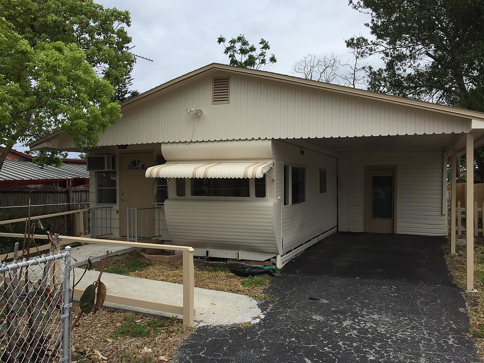 1st image of 1814 Hess Dr