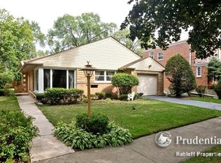 7841 Kildare Ave, Skokie, IL 60076