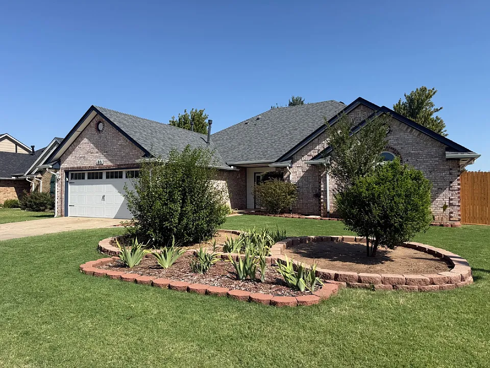 1801 NW 176th Ter