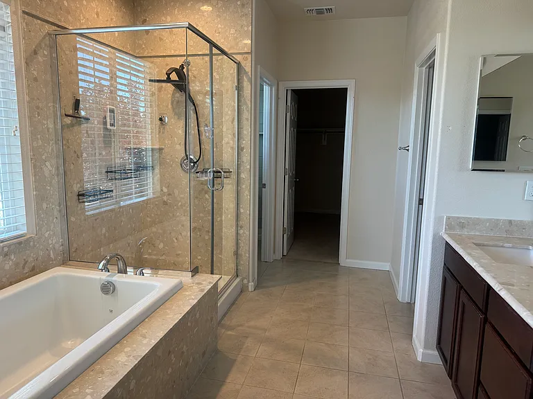 1130 Legion Ct — Photo 9