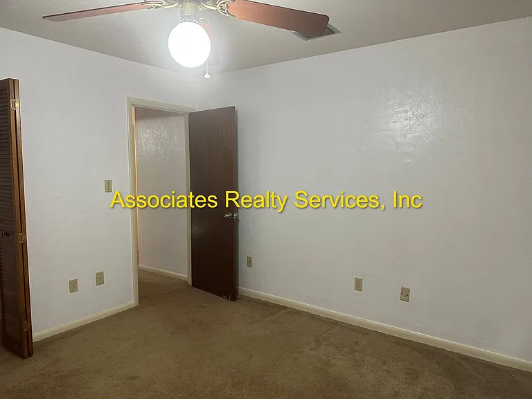 119 SW 75th Ter — Photo 12