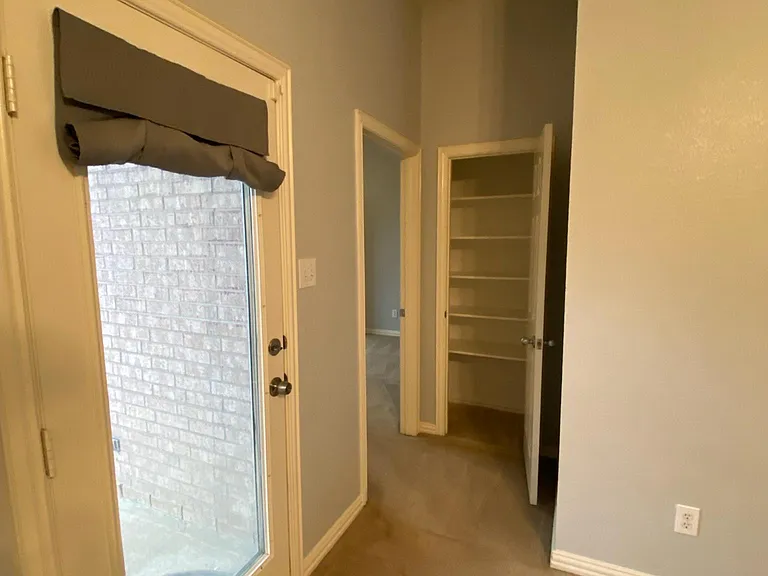 2508 Canyon Bay — Photo 15