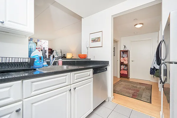 Rented by Keller Williams NYC | media 6