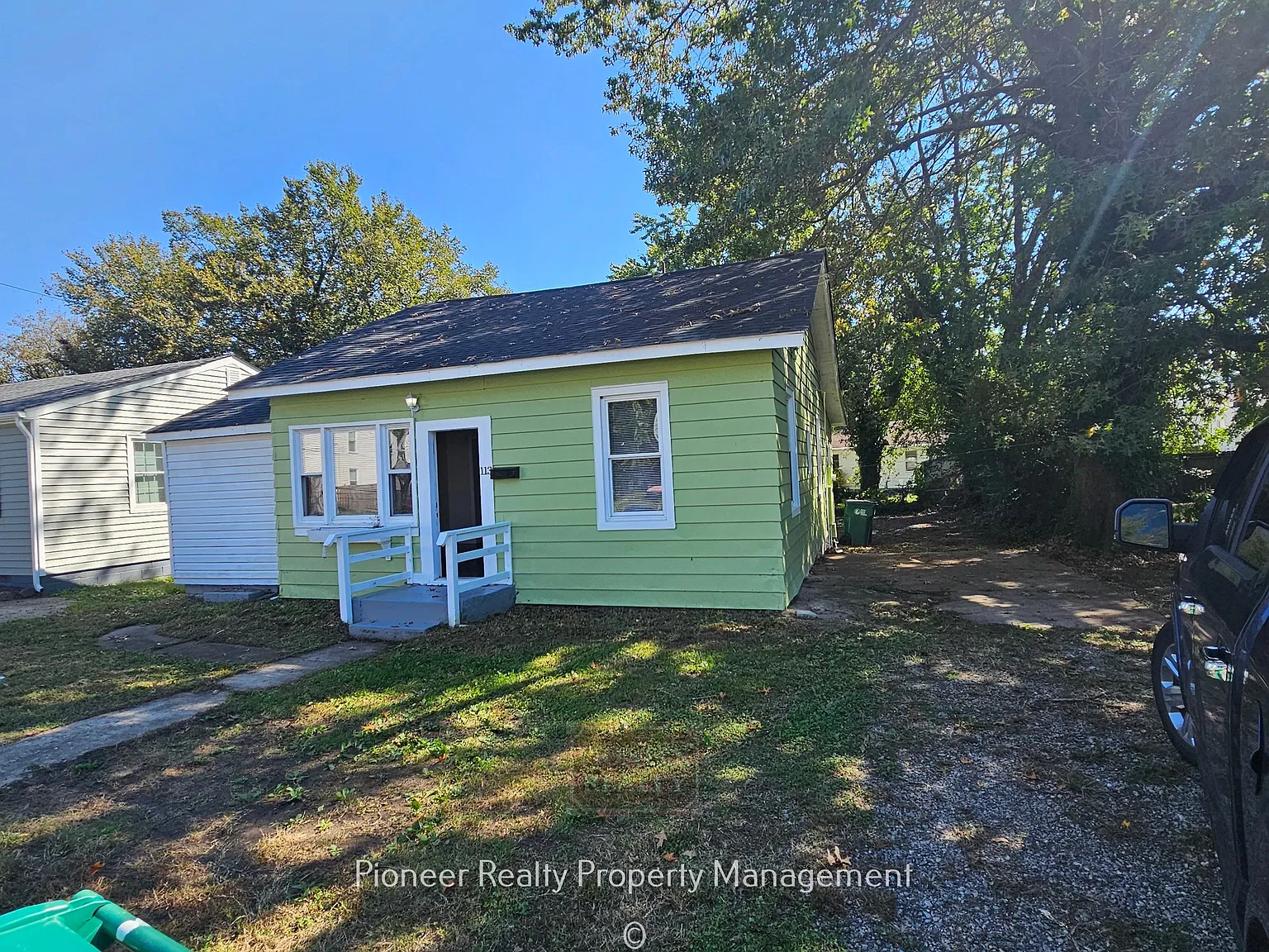 113 N. Elm Avenue - 1 — Photo 2