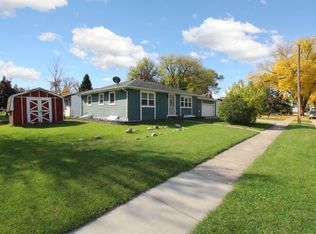 1409 13th Ave N, Moorhead, MN 56560