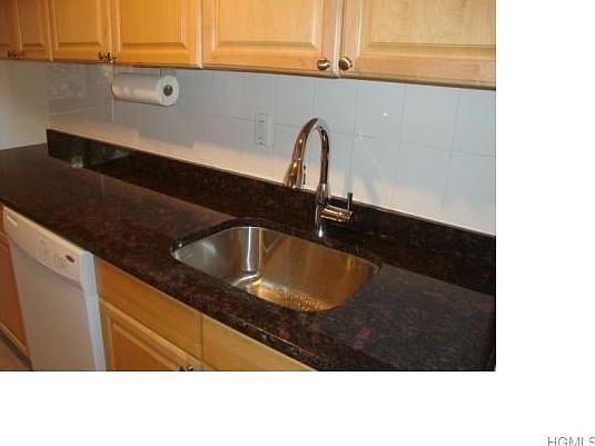 5th image of 336 Central Park Ave APT J7