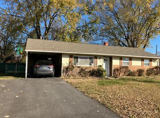 810 Birchwood Dr, Newark, DE 19713