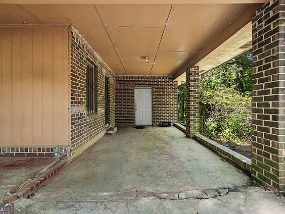 2nd image of 4449 Lincoln Jones Rd