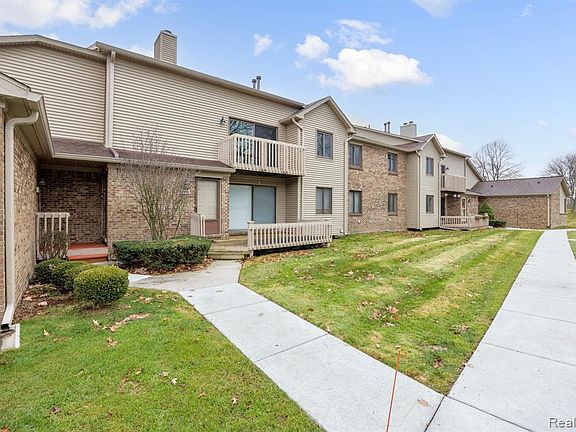 7922 Woodingham #49, West Bloomfield, MI 48322 | MLS #20230101537 | Zillow