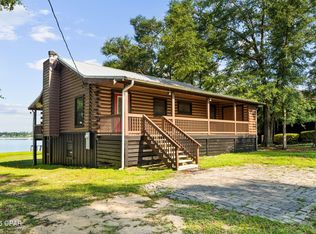 3620 Seminole Ln, Marianna, FL 32448