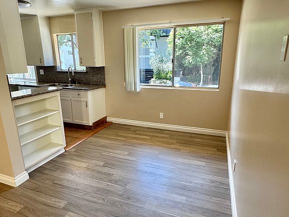 2nd image of 1040 N Laurel Ave APT 1