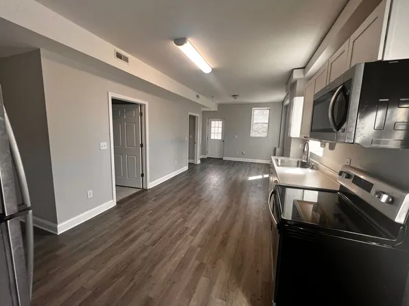 2185 River Rd, 2185 River Rd #1, Coeymans, NY 12045