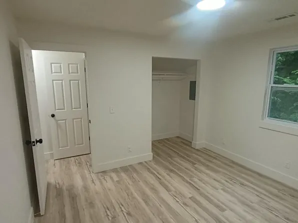 9487 Noble Ln APT D, Marion, IL 62959