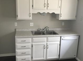 4102 Timber Ln, Des Moines, IA 50317