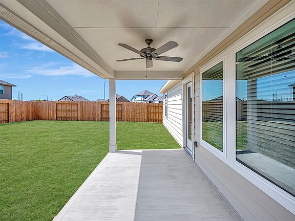 7th image of this home