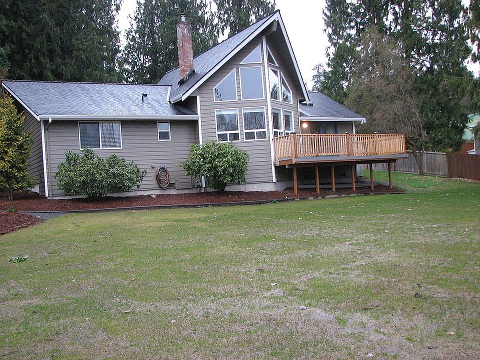 1st image of 2632 Lake Dr