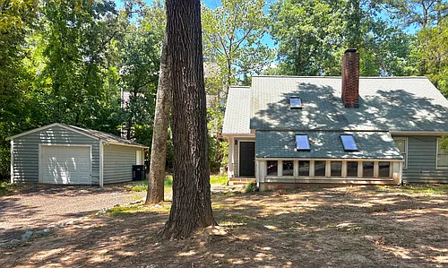 2977 Carolyn Dr Photo 1