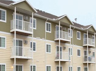 Roosevelt East, Williston, ND 58801